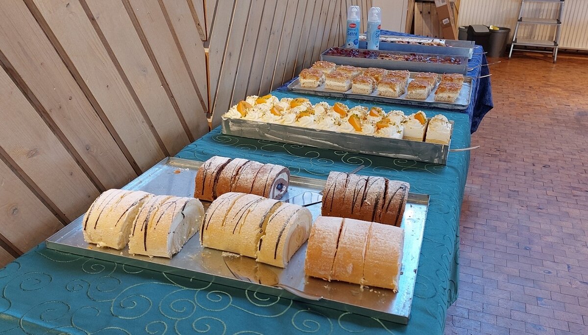 60Plus-2025 | © Doris-Kaltenborn 60Plus-2025-Kuchenbuffet | © Doris-Kaltenborn